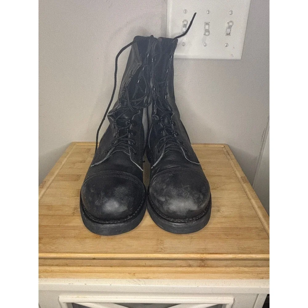 Vintage Mens Black Leather Combat Boots Cap Toe Military Style Lace Up Size 9 R